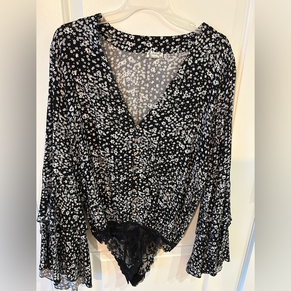 Free People Tops - Free People Intimately Ditsy Floral Bell Sleeve Button-Up Bodysuit - Size S
